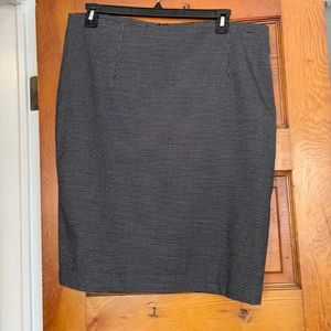 Polka dot pencil skirt, Liz Claiborne, 18